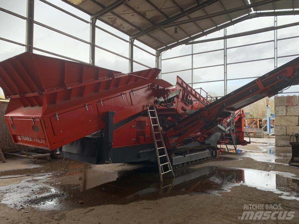 Terex Finlay 883+ أجهزة فحص متنقلة