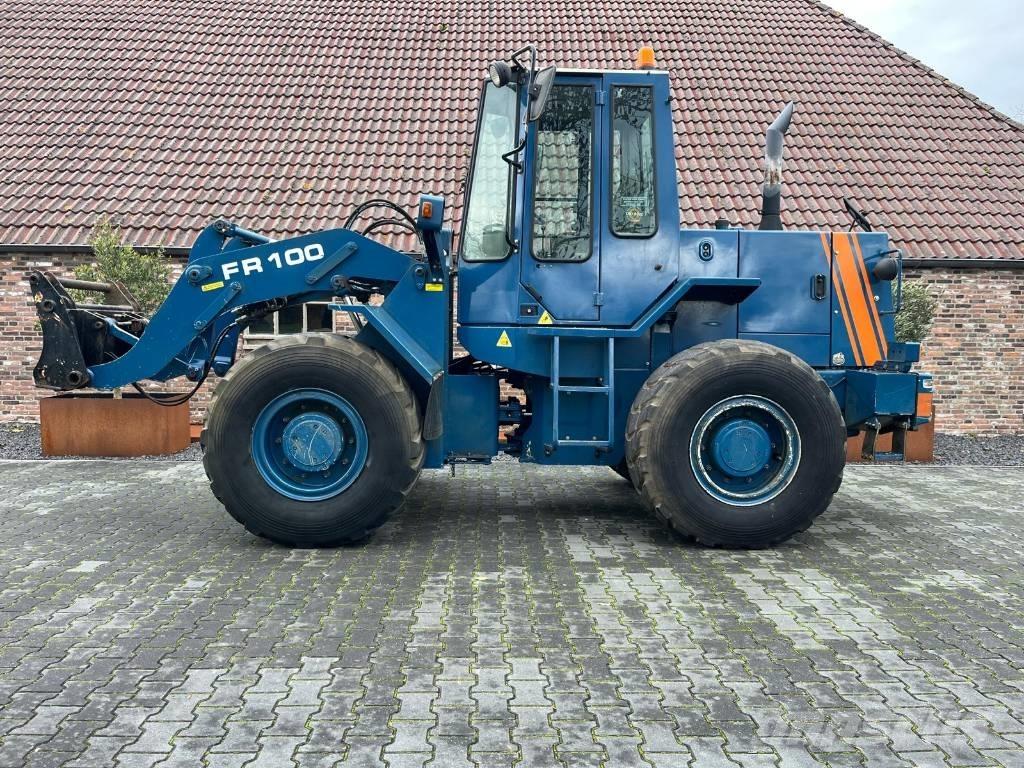 Fiat Hitachi FR100 لوادر بعجل