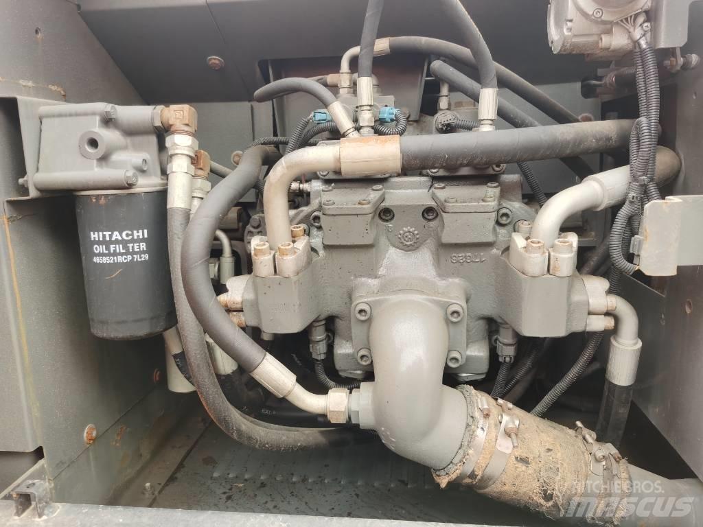 Hitachi ZX 200 حفارات زحافة