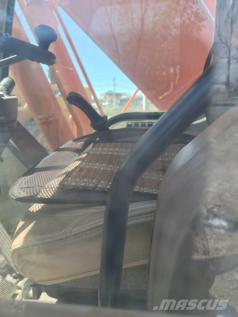 Doosan DH210W-7 حفارات بعجل