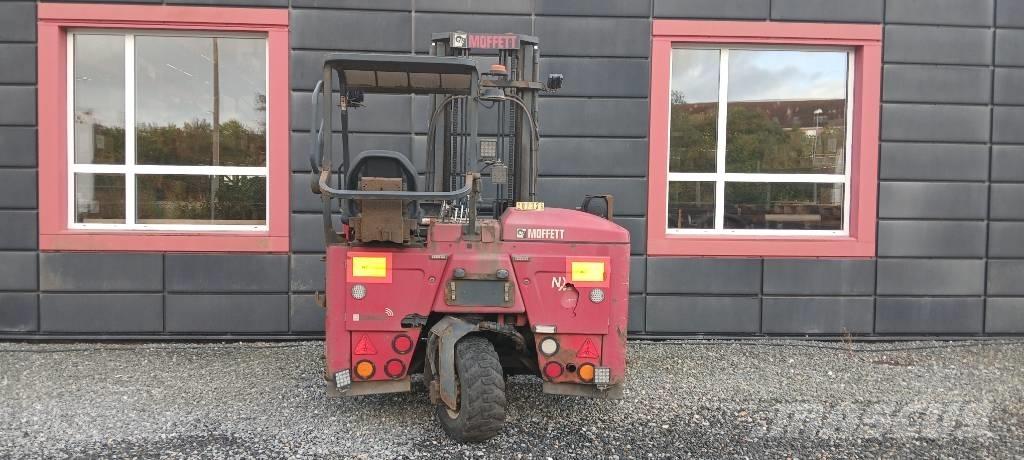 Moffett M5 25.3P NX شاحنات الديزل