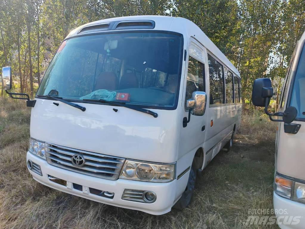 Toyota Coaster حافلة داخل المدينة