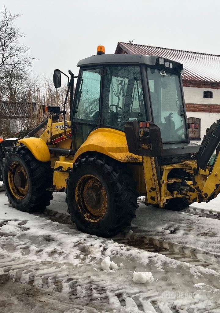 New Holland B115 لوادر ذات جرافات عكسية