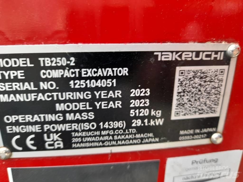 Takeuchi TB 250-2 حفارات صغيرة أقل من 7 طن (حفارات صغيرة)