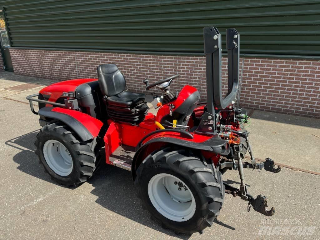 Carraro TTR4400 ناقلات الأدوات