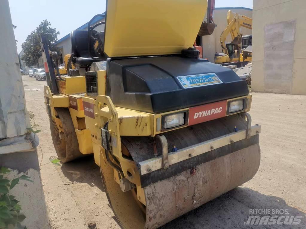 Dynapack cc142 مداحل أحادية الأسطوانة