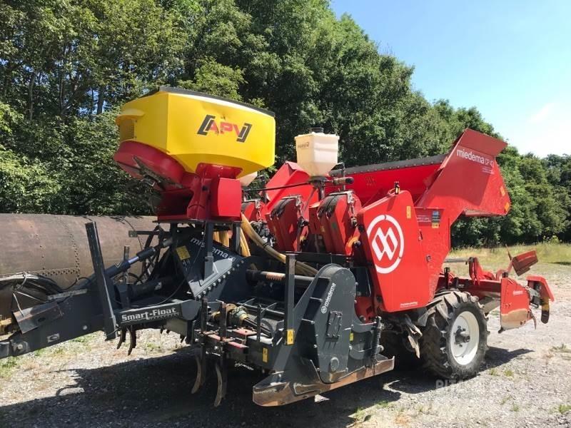 Miedema CP42 P 75H معدات زراعة البطاطس