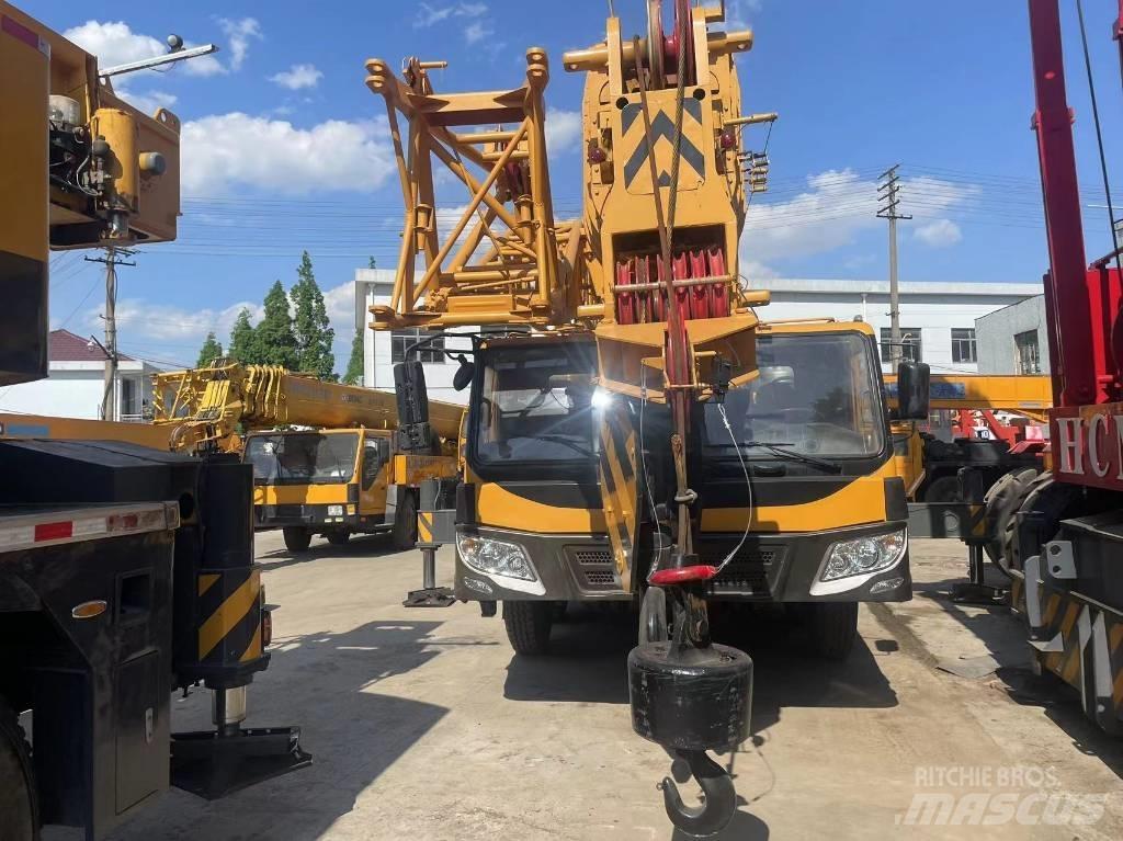 XCMG XCT100L5 رافعات صالحة لكل أنواع الطرق