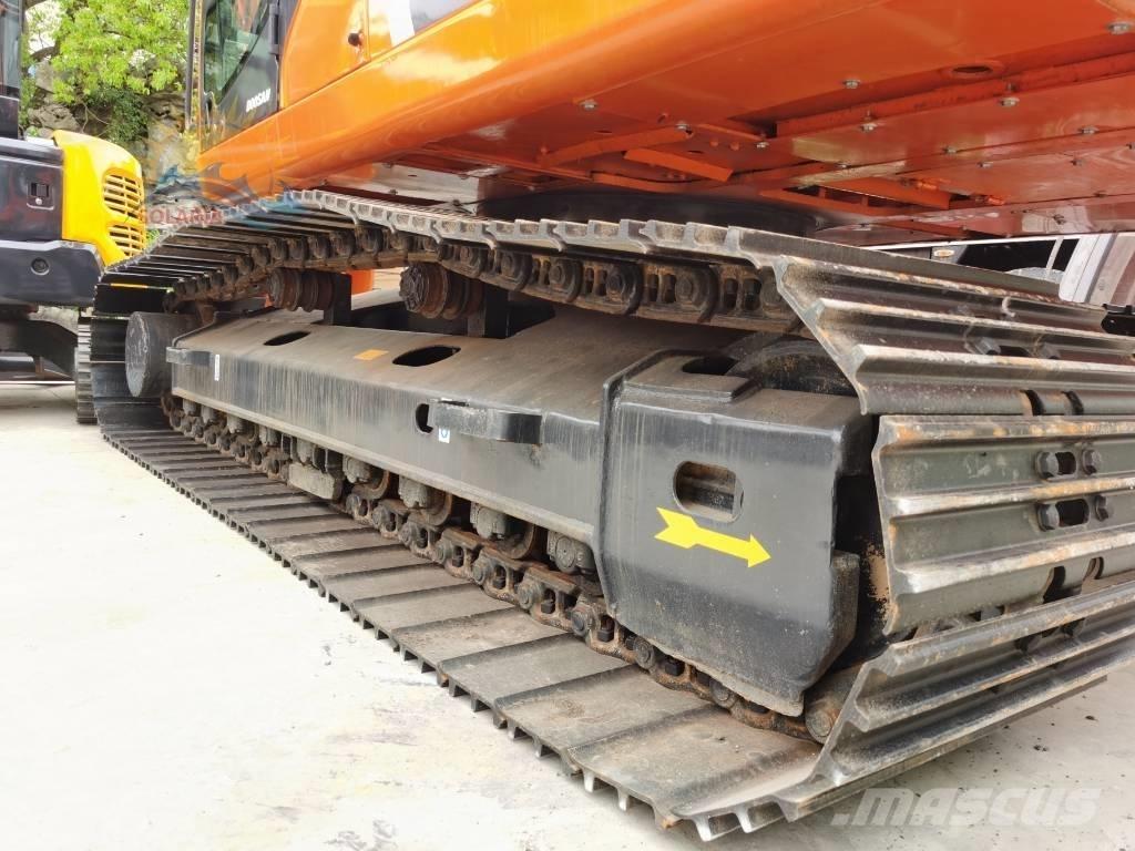 Doosan DX 225 LC حفارات زحافة