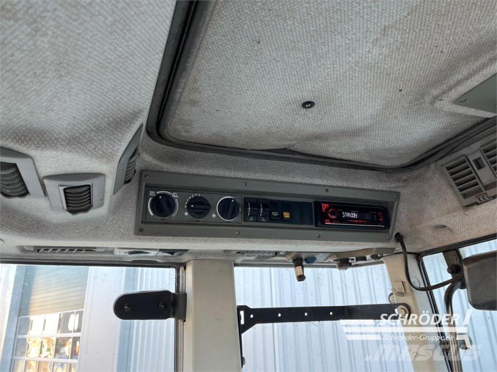 Fendt 714 VARIO الجرارات