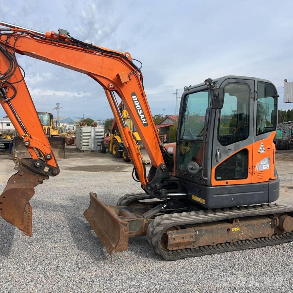 Doosan DX 63-3 حفارات صغيرة أقل من 7 طن (حفارات صغيرة)