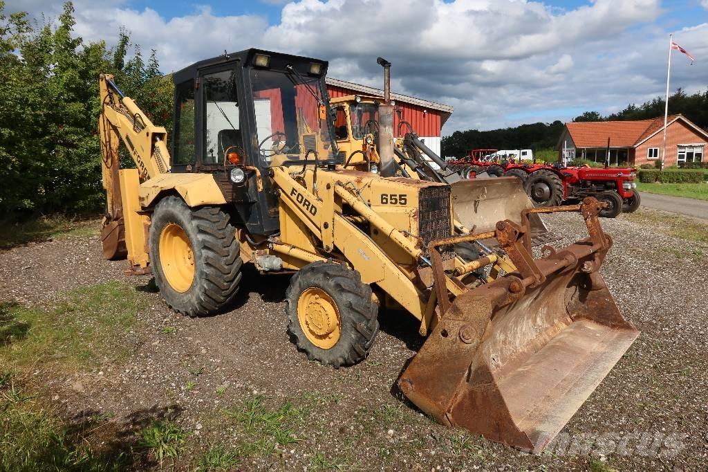 Ford 655 لوادر ذات جرافات عكسية
