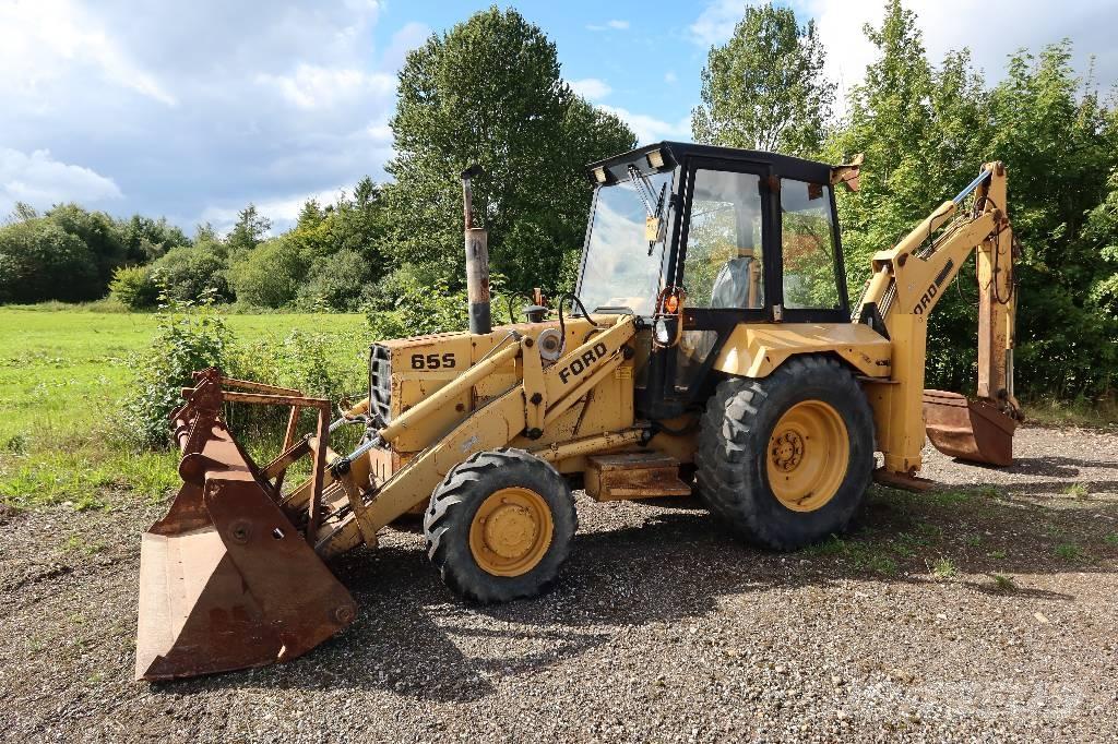 Ford 655 لوادر ذات جرافات عكسية