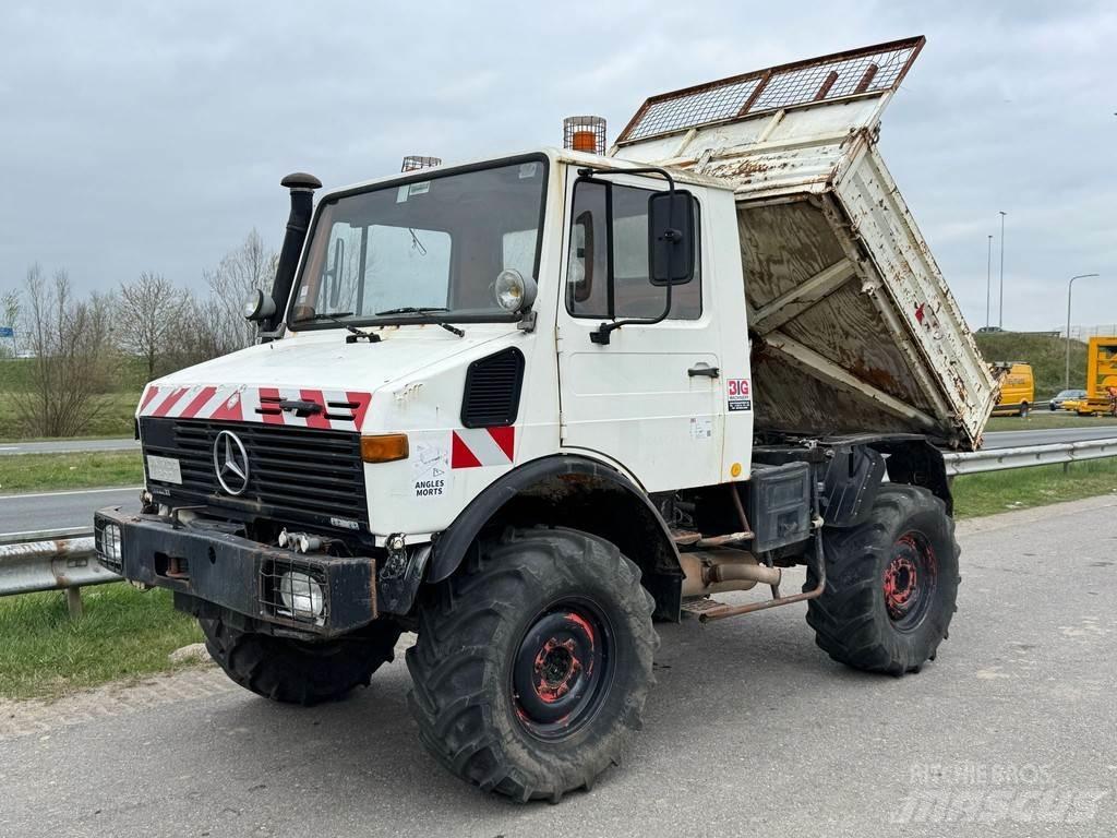 Mercedes-Benz 424 شاحنات قلابة