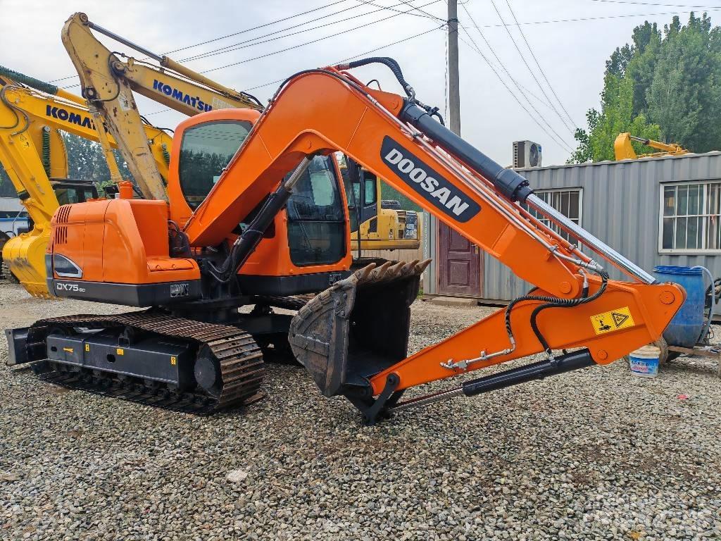 Doosan DX 75-9 C حفارات صغيرة أقل من 7 طن (حفارات صغيرة)