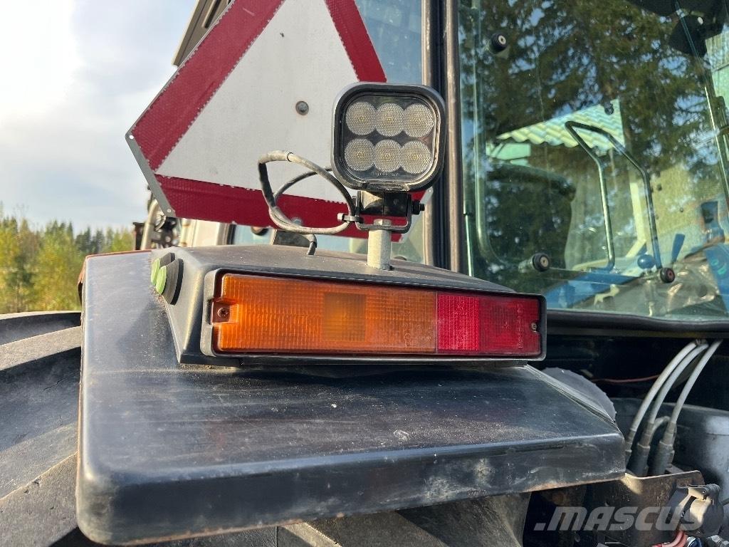 Massey Ferguson 3080 الجرارات