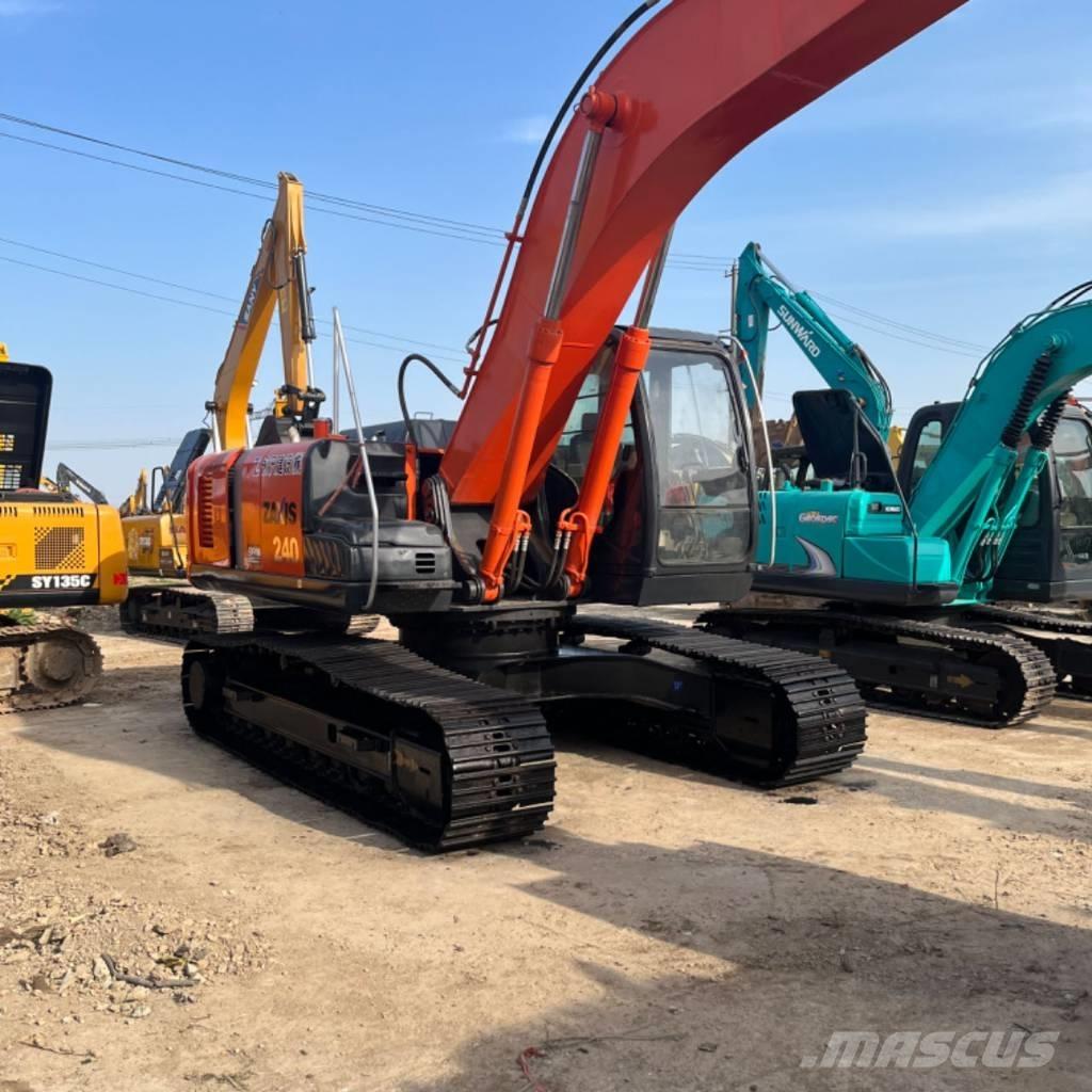 Hitachi ZX 240 حفارات زحافة