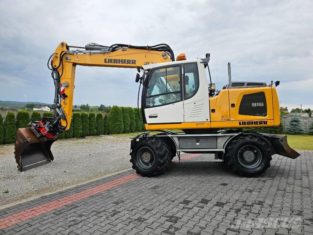 Liebherr A 916 حفارات بعجل