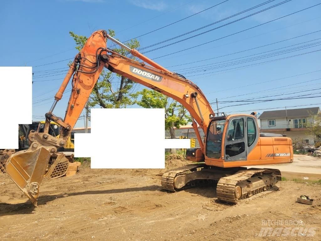 Doosan DX 220 LCA حفارات زحافة