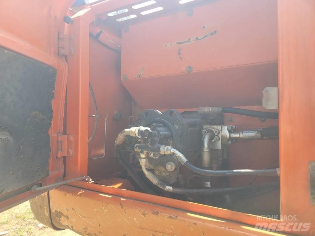 Doosan DX 220 LCA حفارات زحافة