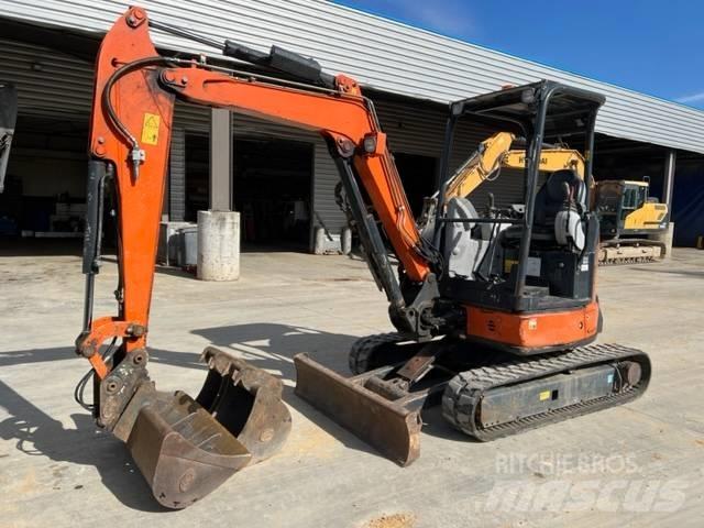 Hitachi ZX 33 حفارات صغيرة أقل من 7 طن (حفارات صغيرة)