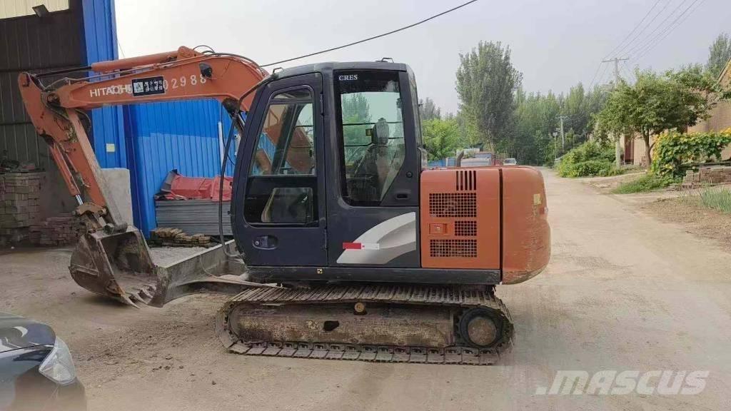 Hitachi zaxis60 حفارات زحافة