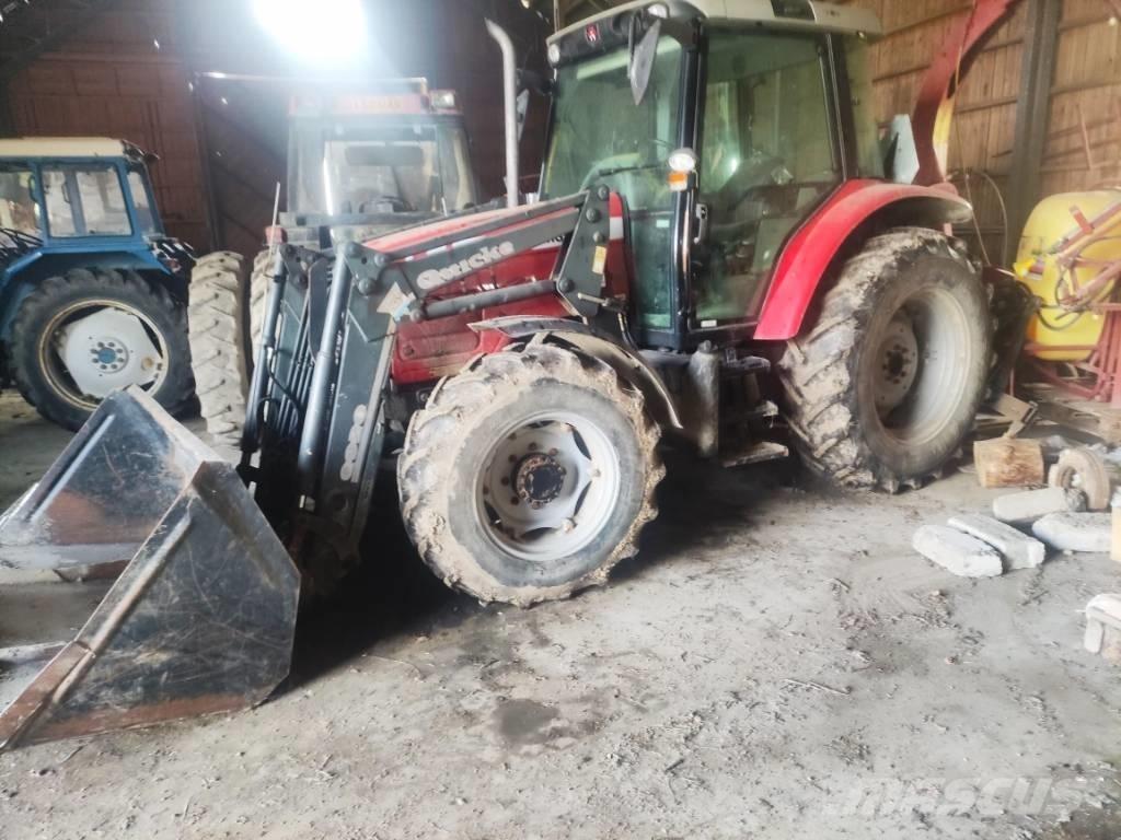 Massey Ferguson 5445 الجرارات
