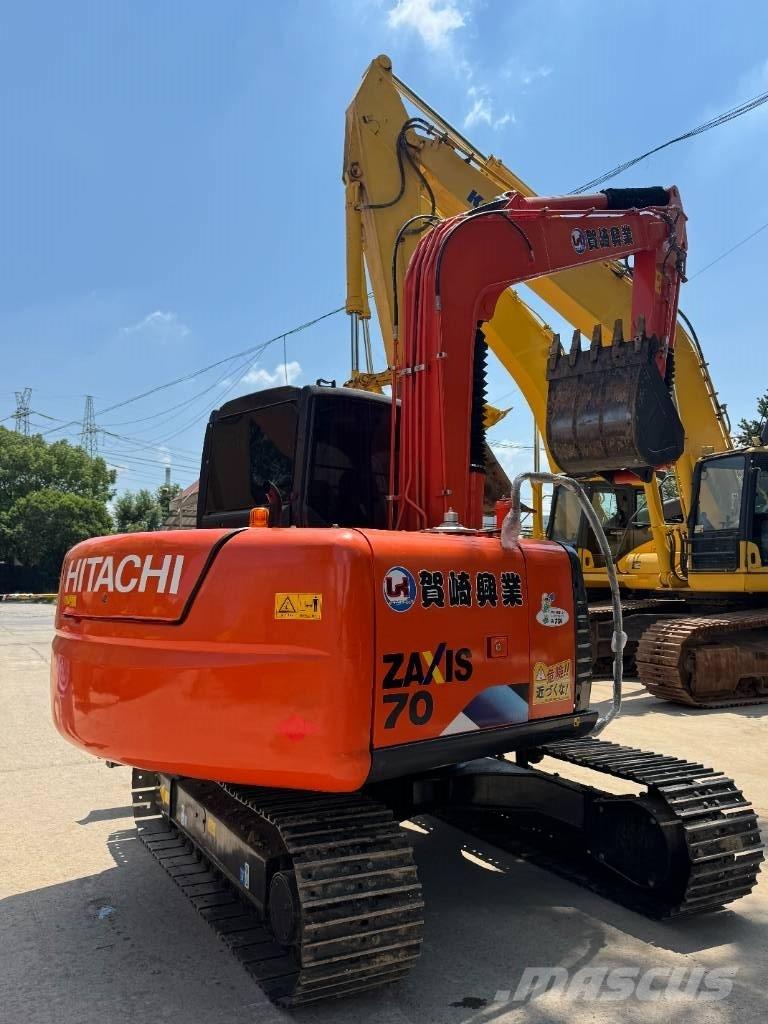 Hitachi ZX 70 حفارات زحافة