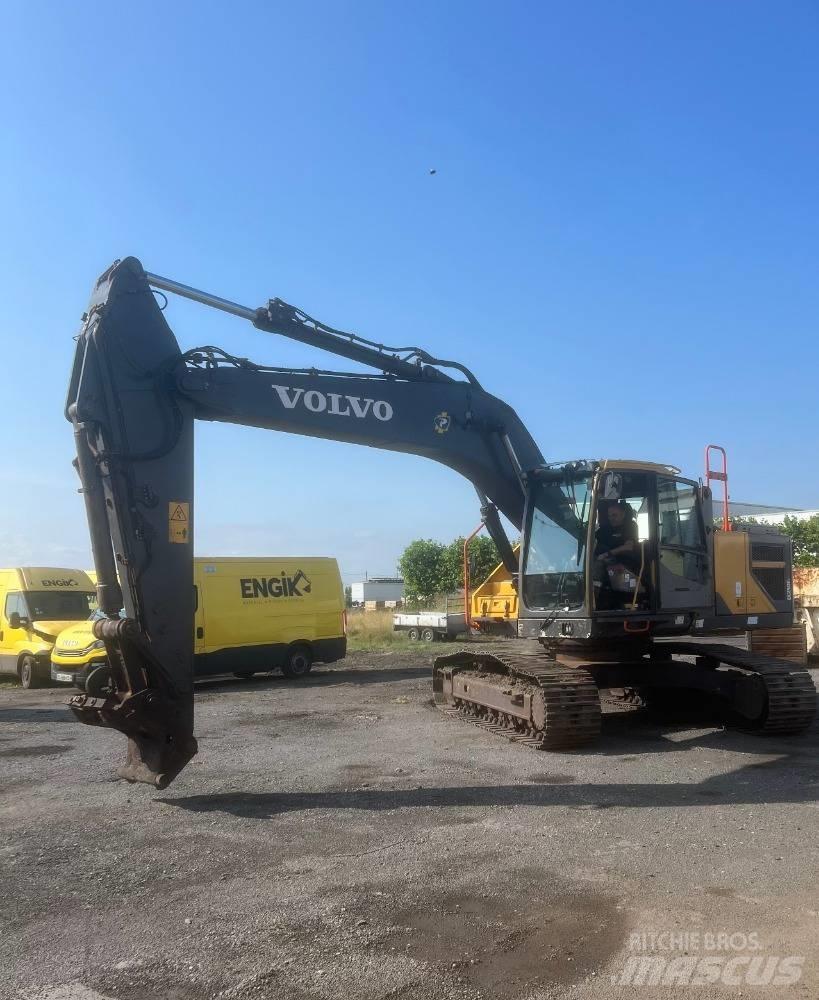 Volvo EC 250 EL حفارات زحافة