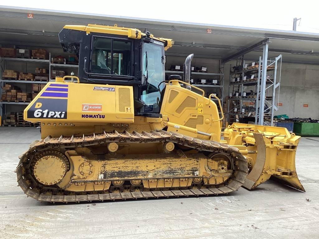 Komatsu D 61 PXi-24 بلدوزرات مجنزرة
