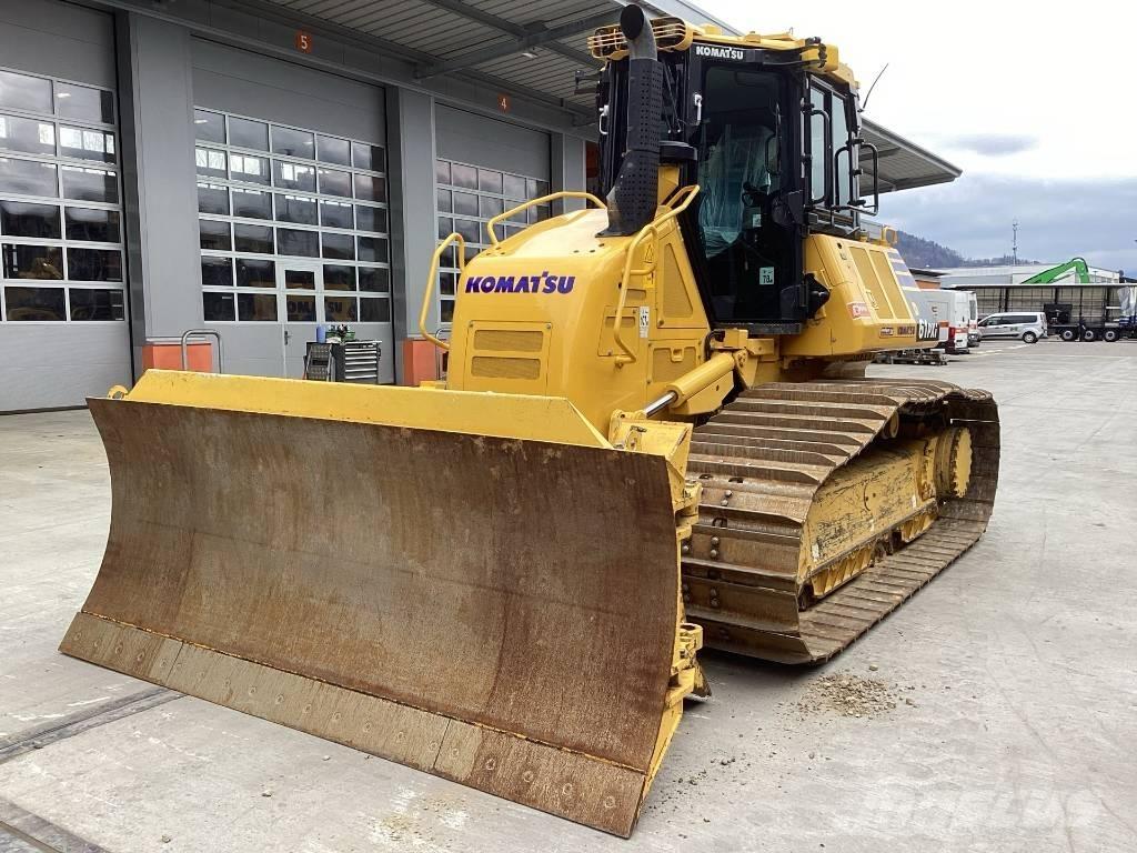 Komatsu D 61 PXi-24 بلدوزرات مجنزرة