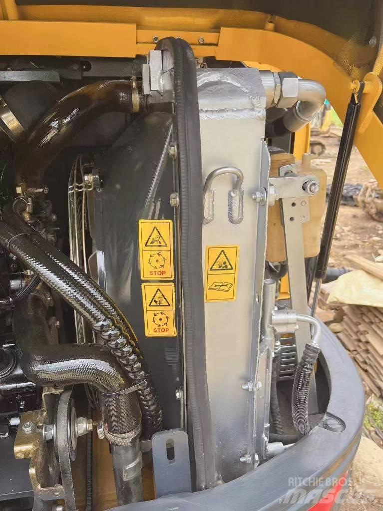 XCMG XE 60 DA حفارات صغيرة أقل من 7 طن (حفارات صغيرة)