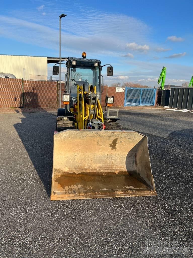Wacker Neuson WL 32 لوادر بعجل