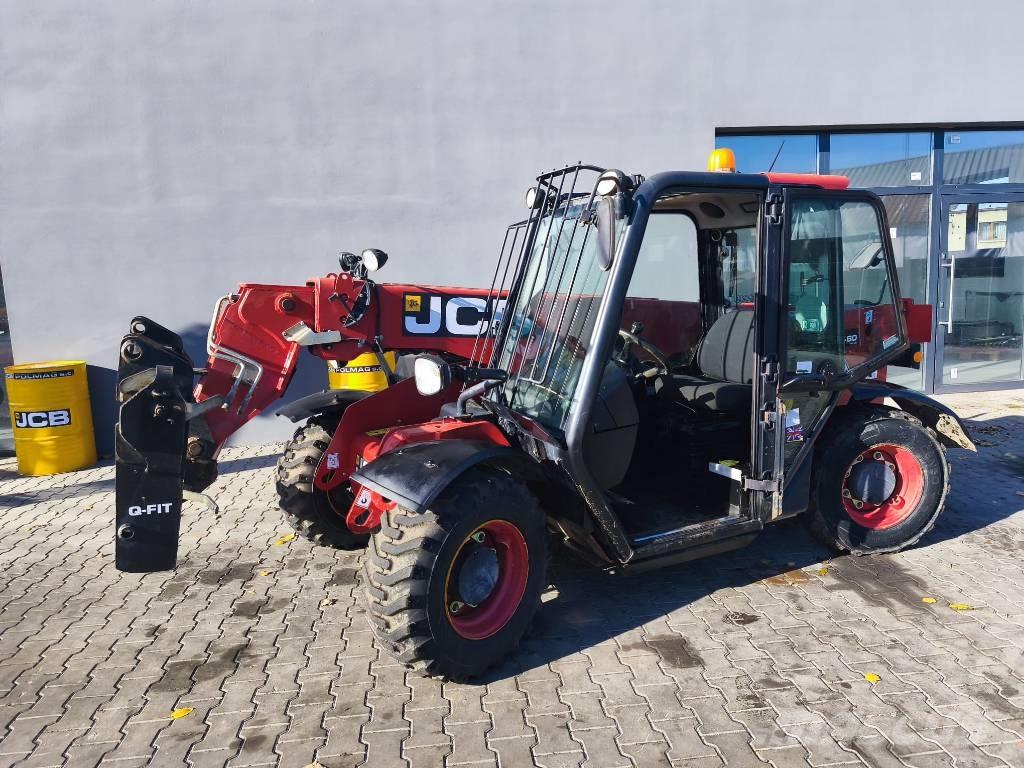 JCB 525-60 مناولات متداخلة