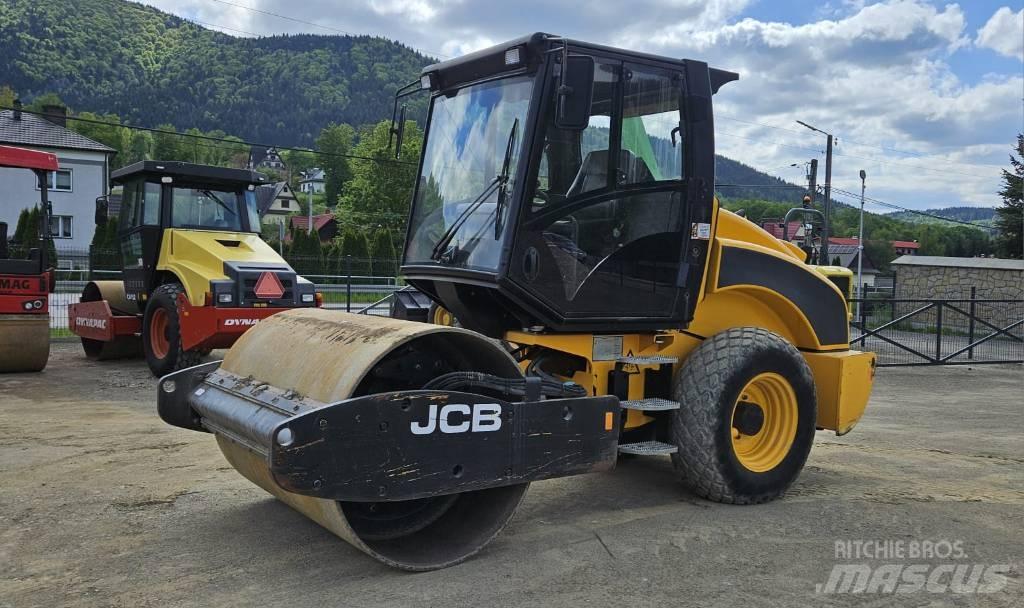 JCB Vibromax WM 75 D مداحل أحادية الأسطوانة