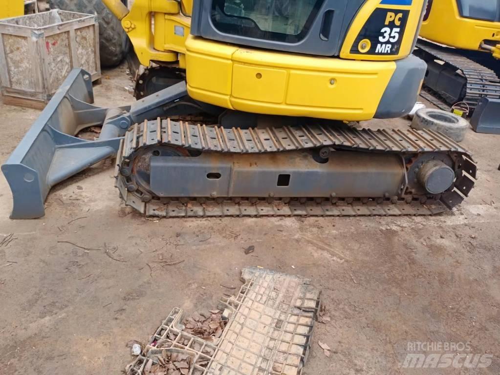 Komatsu PC 35 MR حفارات صغيرة أقل من 7 طن (حفارات صغيرة)