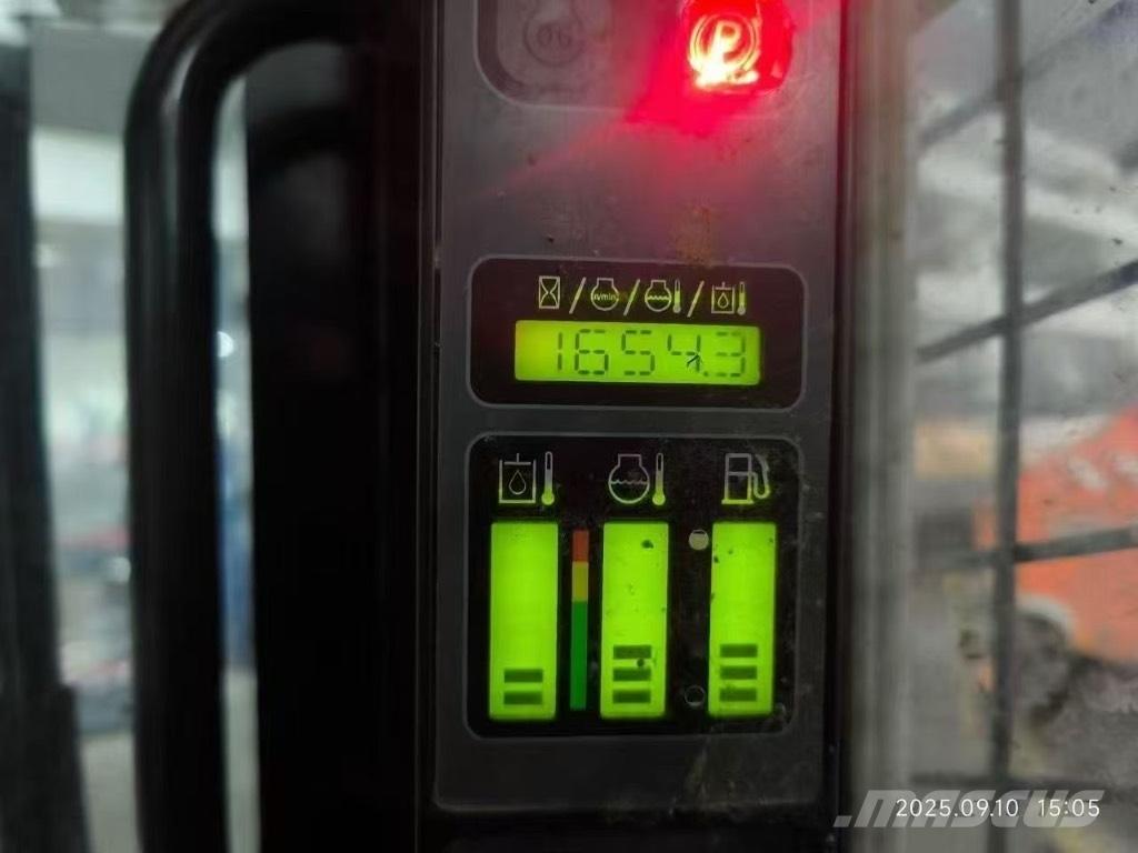 CASE SR 200 لوادر انزلاقية التوجيه