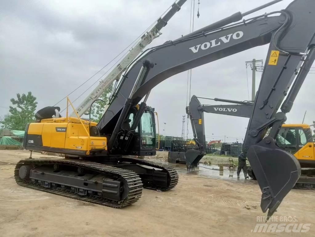 Volvo EC 290 DL حفارات زحافة