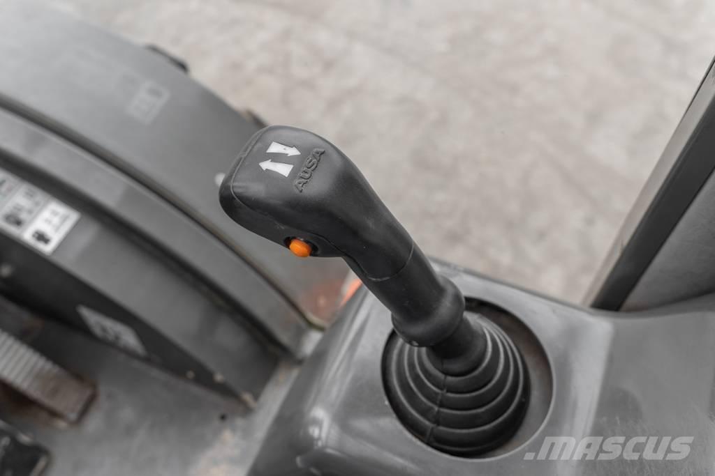 Ausa C 250 H X4 شاحنات الديزل