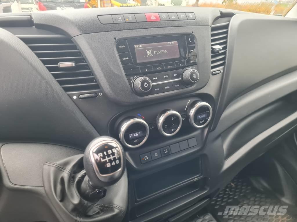 Iveco 35C16 / D brif شاحنة مقفلة