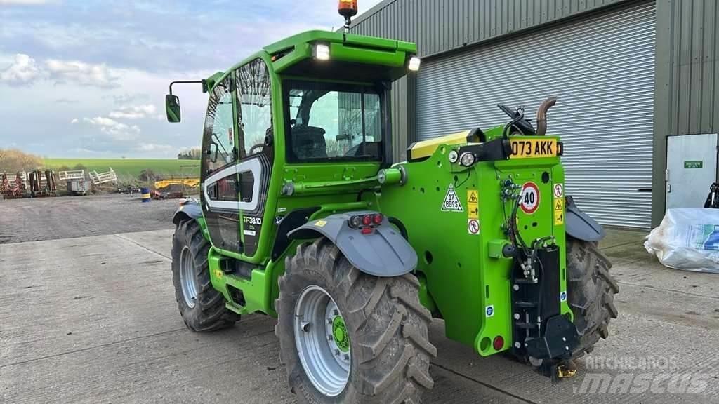 Merlo TF38.10 مناولات متداخلة
