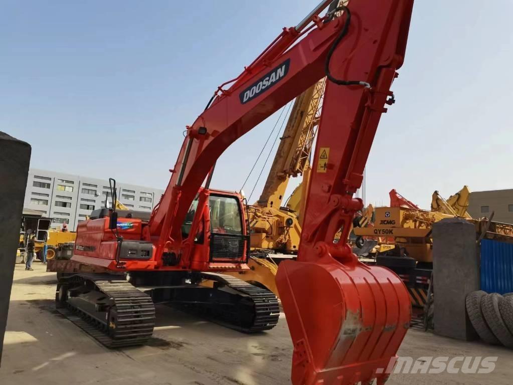 Doosan DX 300 حفارات زحافة