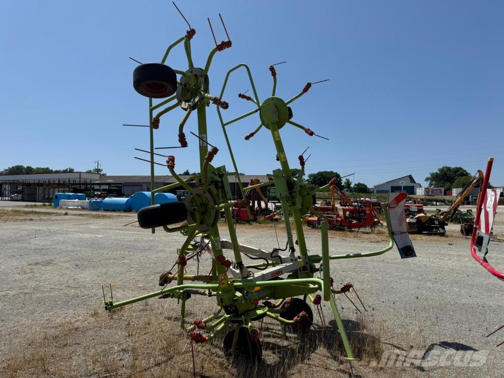 CLAAS VOLTO 670 مكابس وميبسات التبن