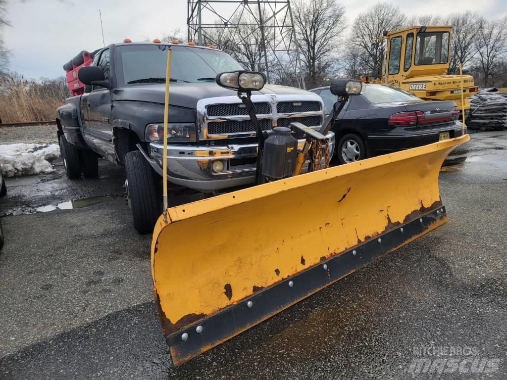 Dodge 3500 شاحنات خفيفة/مفصلية الجوانب