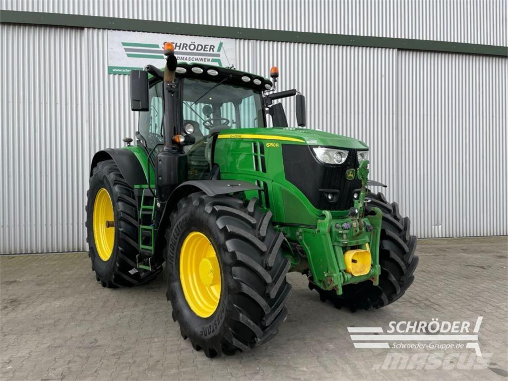 John Deere 6250 R الجرارات