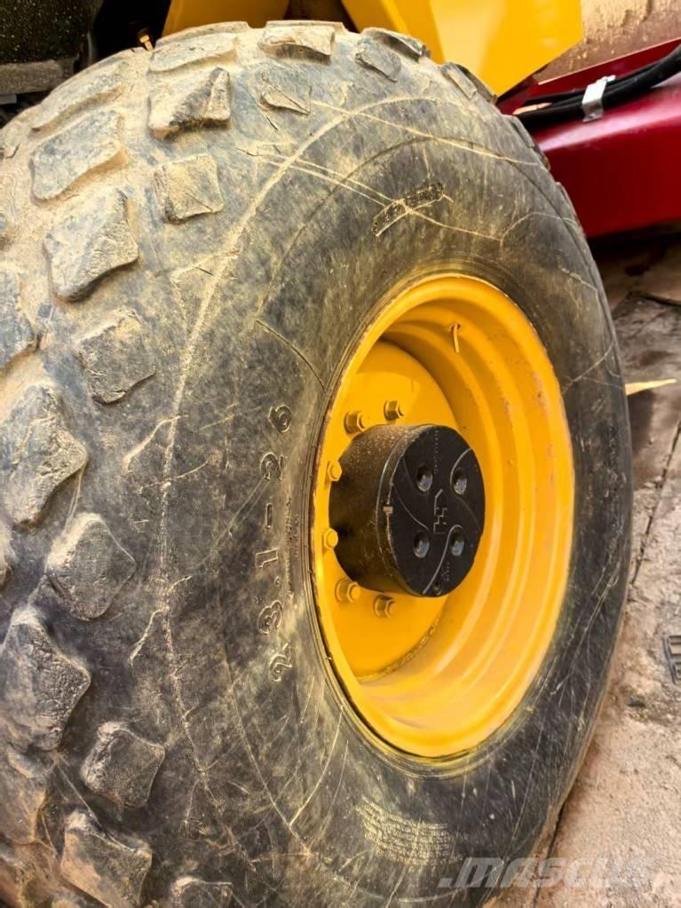 Dynapac ca602d مداحل أحادية الأسطوانة