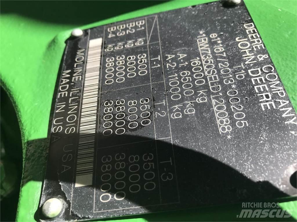 John Deere 7R 350 الجرارات