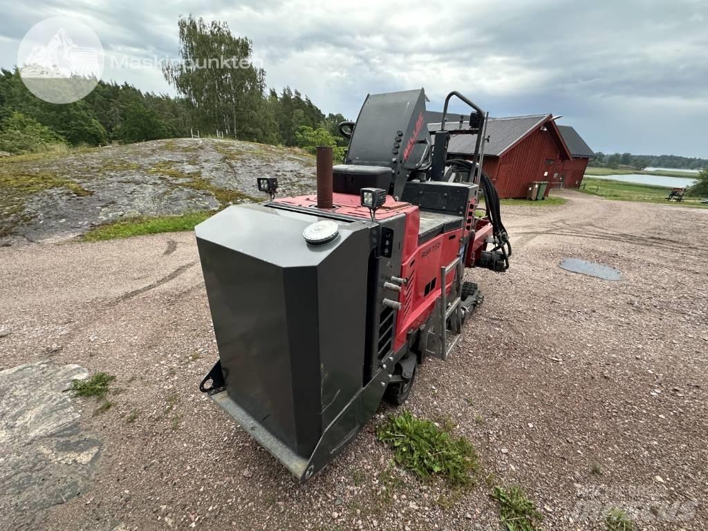  Rellock RSF 750 ماكينات حفر خنادق