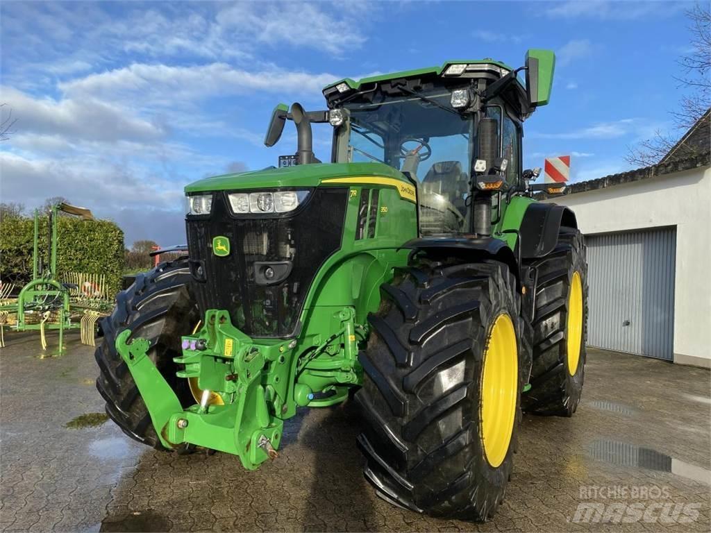 John Deere 7R 350 الجرارات