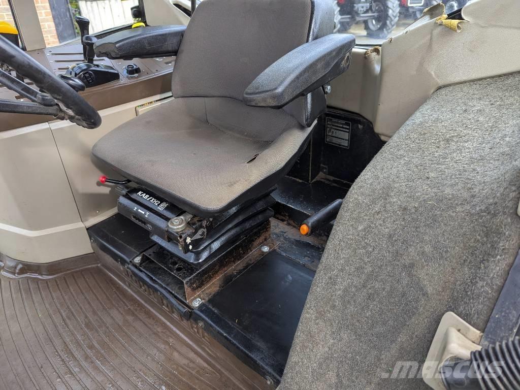 John Deere 6230 الجرارات